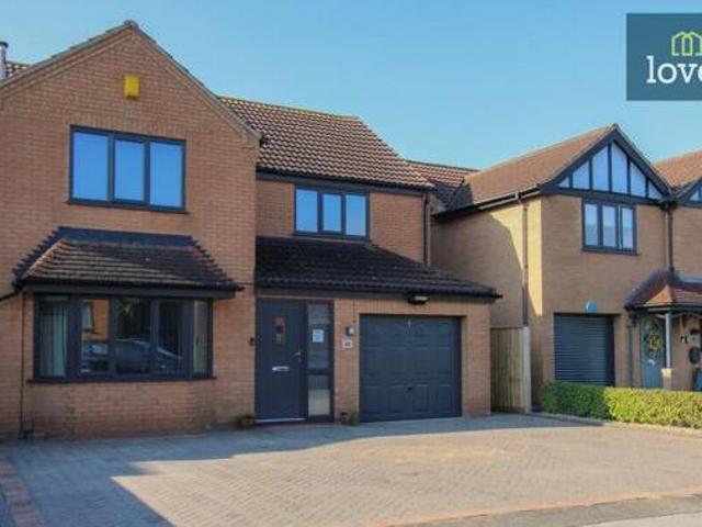 House for sale in Grimsby, North East Lincolnshire