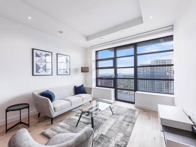 Apartment for rent in London City Island, Blackwall