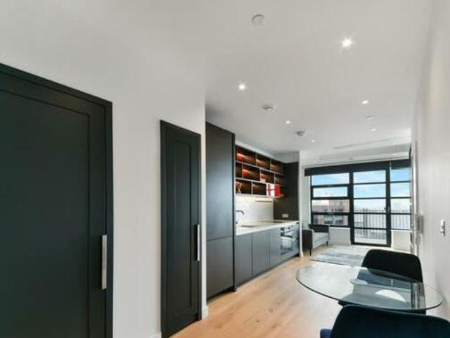 House for sale in Barbican, Greater London