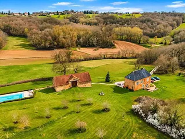 Maison vente à Gourdon, Dégagnac