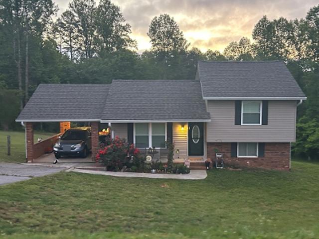 House for sale in Millers Creek, North Carolina