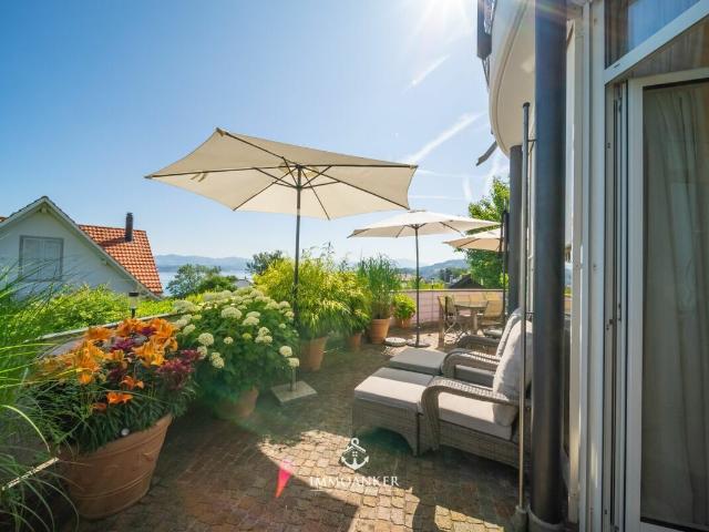 Einfamilienhaus kaufen in Richterswil, Zürich