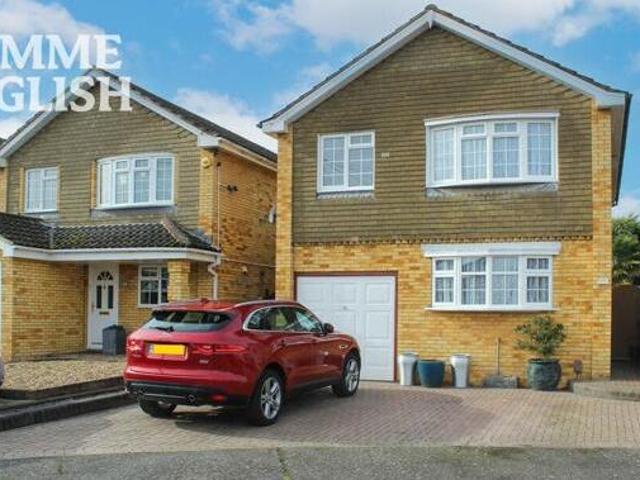 House for sale in Wickford