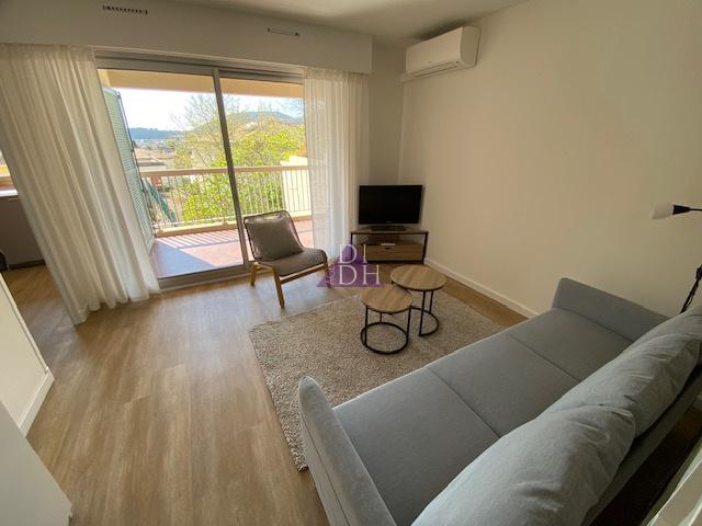 Appartement location à Arrondissement de Toulon, Hyères
