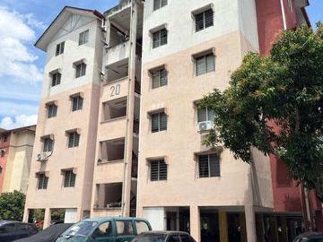 Flat for sale in Petaling, Alam Impian
