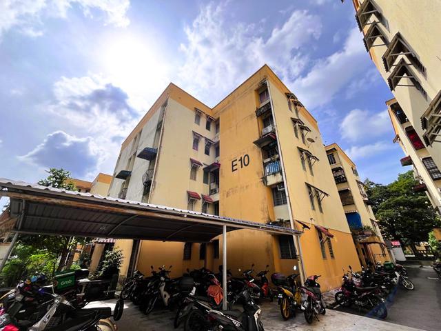 Apartment for sale in Country Heights Damansara, Kuala Lumpur