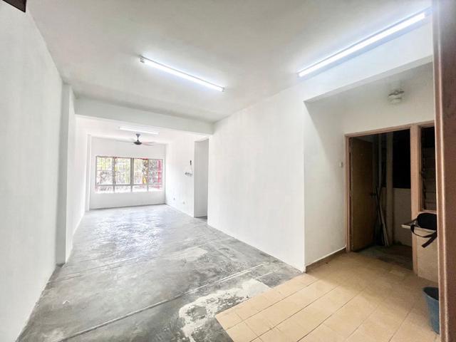 Apartment for sale in Petaling, Subang Jaya