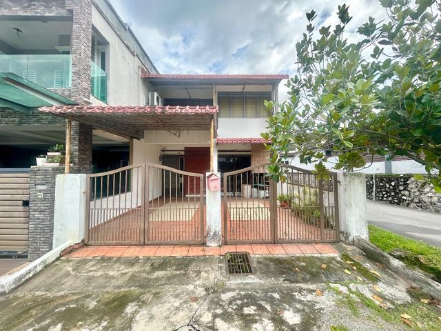 Terraced House for sale in Langat, Selangor