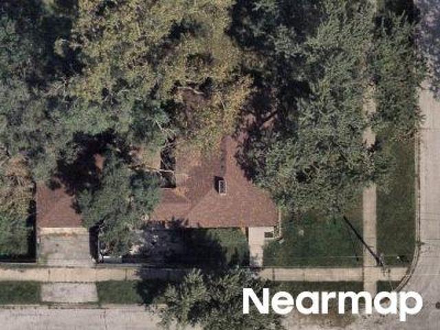 House for sale in Oakglen, Lansing