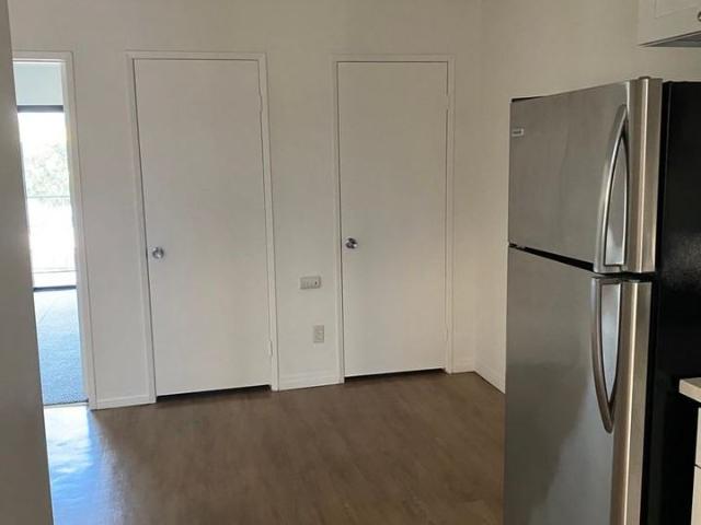 Apartment for rent in Canoga Park, California