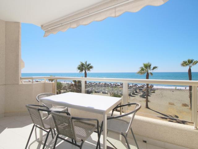 Apartamento en alquiler en La Cala del Moral, La Axarquía