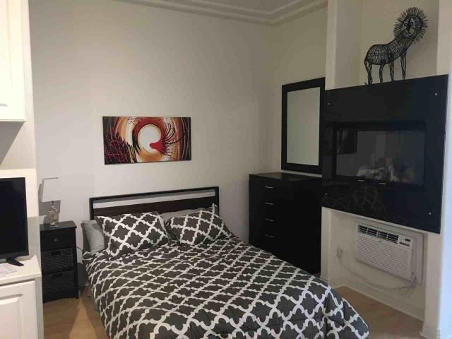 Apartment for rent in Canoga Park, California