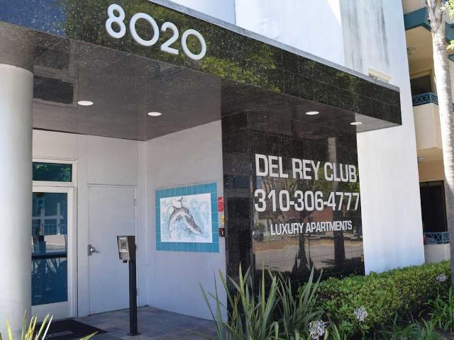 Apartment for rent in Canoga Park, California