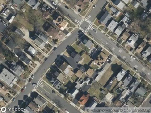 House for sale in Lyndhurst, New Jersey