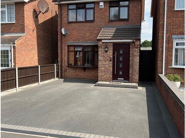 House for rent in Victoria Farm, West Midlands