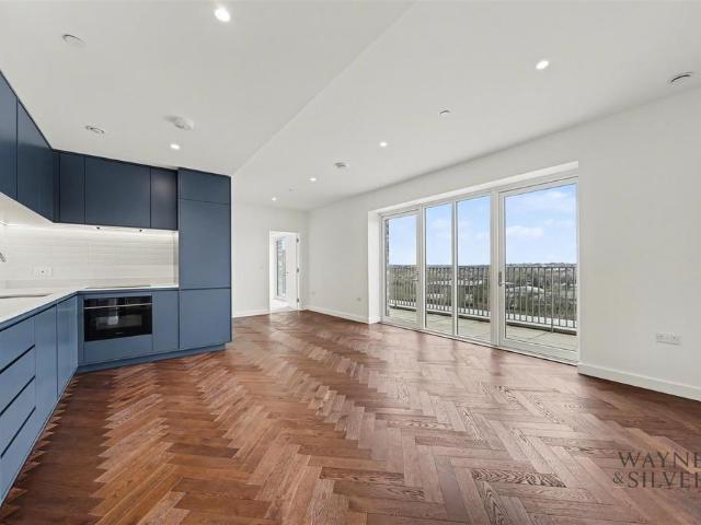 House for rent in Brent Cross, Greater London
