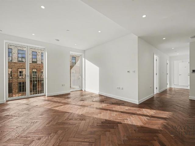House for rent in Brent Cross, Greater London