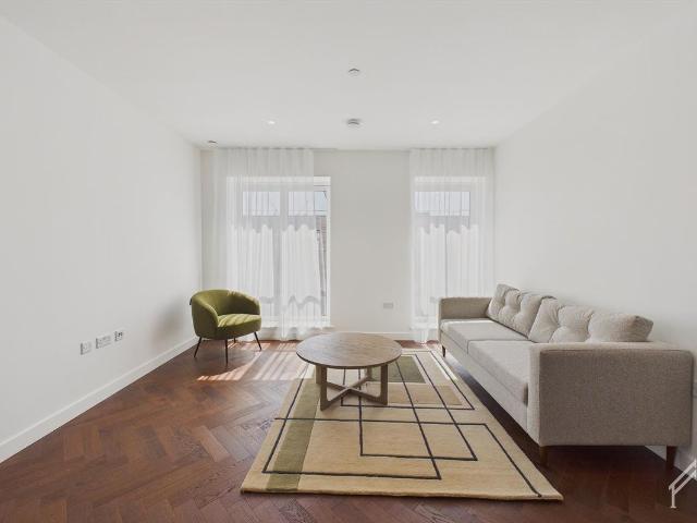 House for rent in Brent Cross, Greater London