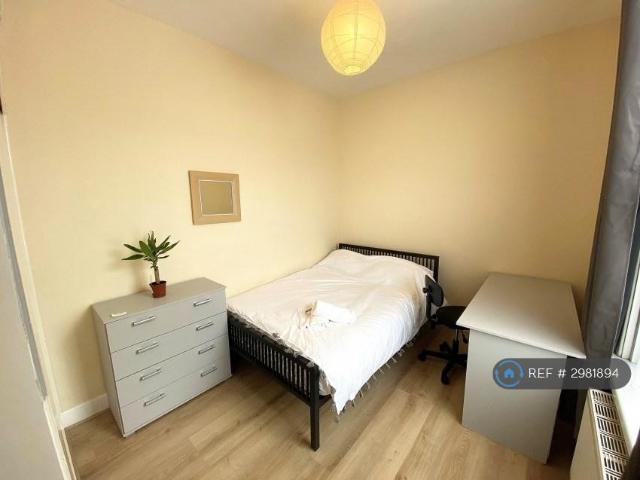 House for rent in Fratton, Portsmouth