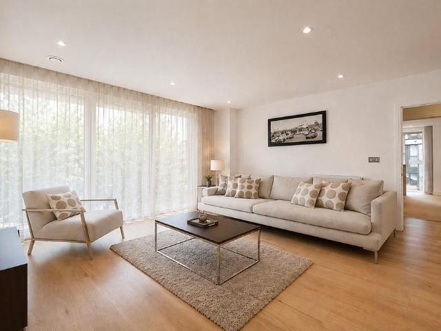Apartment for rent in Chalk Farm, Greater London