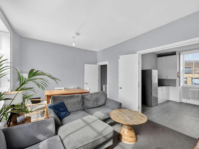 House for rent in Chalk Farm, Primrose Hill