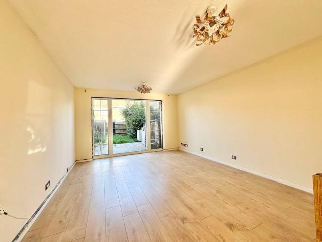 Apartment for rent in Epsom, Surrey