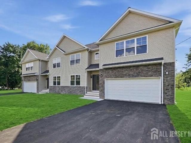 House for sale in Kendall Park, New Jersey