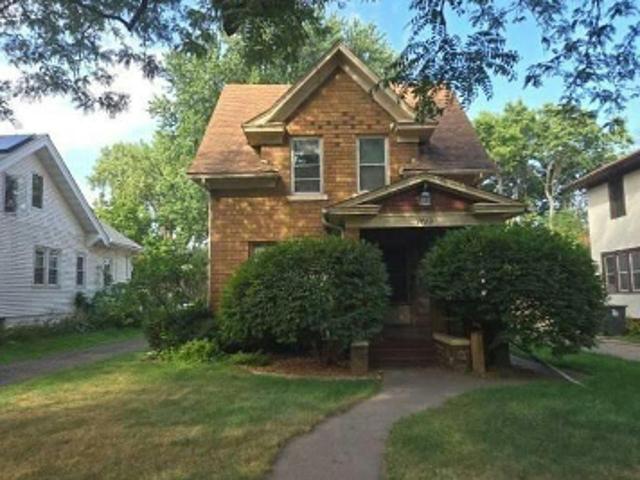 House for sale in West Side, Ramsey