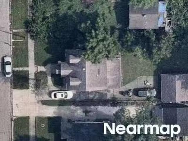 House for sale in Gary