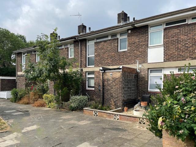House for rent in London Borough of Southwark, Greater London