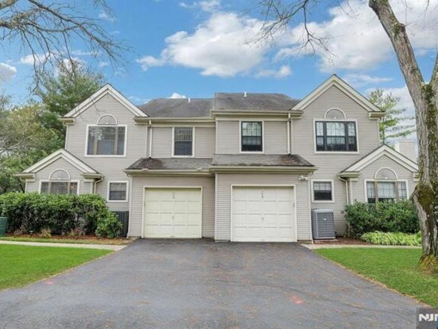 House for sale in Mahwah, New Jersey
