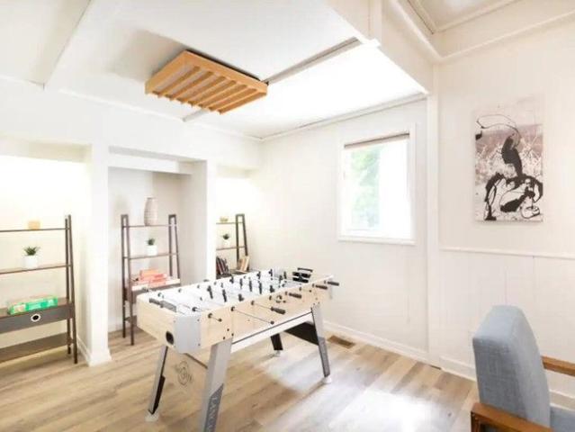 House for rent in York Centre, Toronto