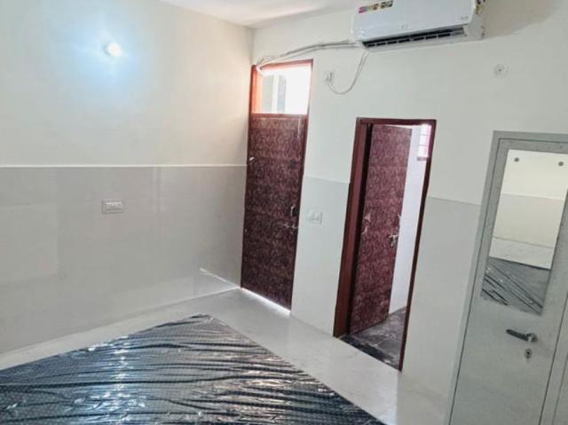 Property for rent in Deri