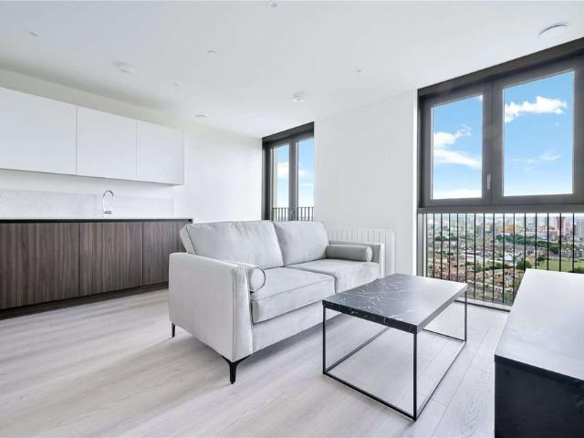 Apartment for rent in London Borough of Tower Hamlets, Greater London