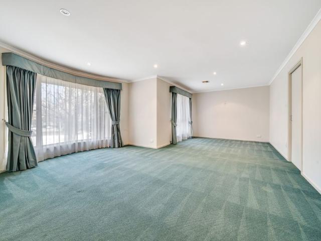 House for rent in Woden, Australian Capital Territory
