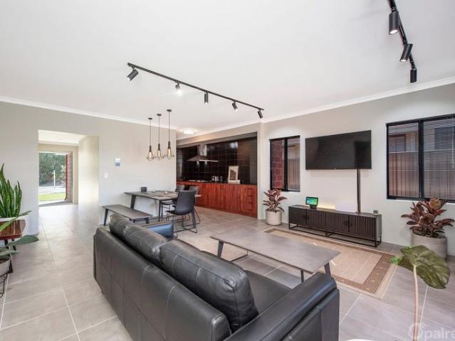 House for rent in Secret Harbour, Western Australia