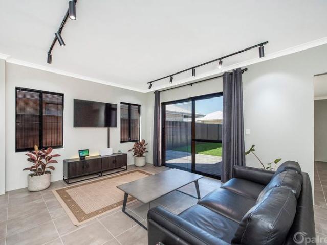 House for rent in Secret Harbour, Western Australia