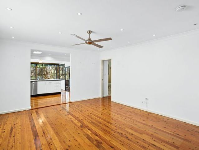 House for rent in Wollongong West, New South Wales