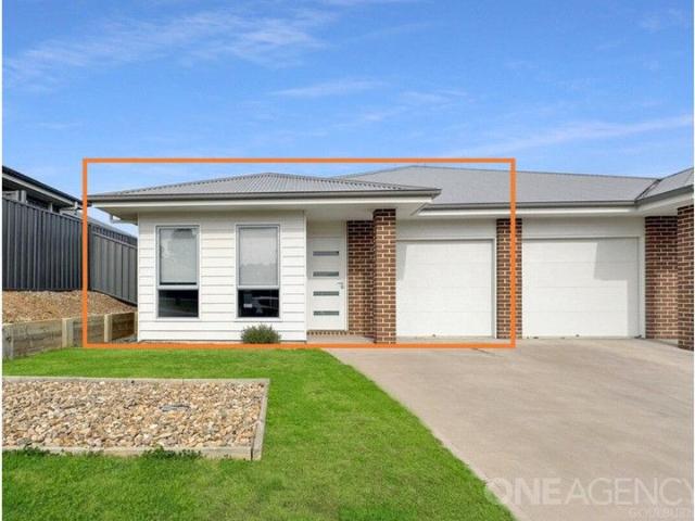 Duplex for sale in Goulburn