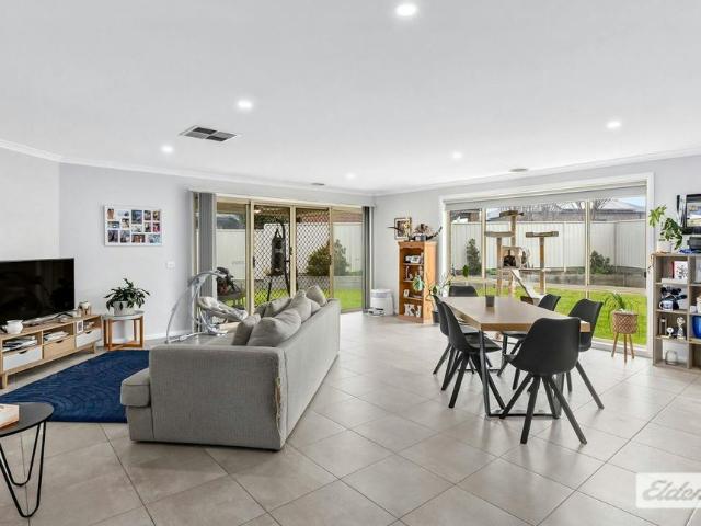 House for rent in West Wodonga, Victoria
