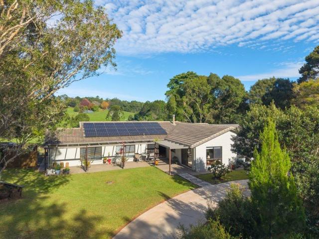Cottage for sale in Kings Creek, Queensland