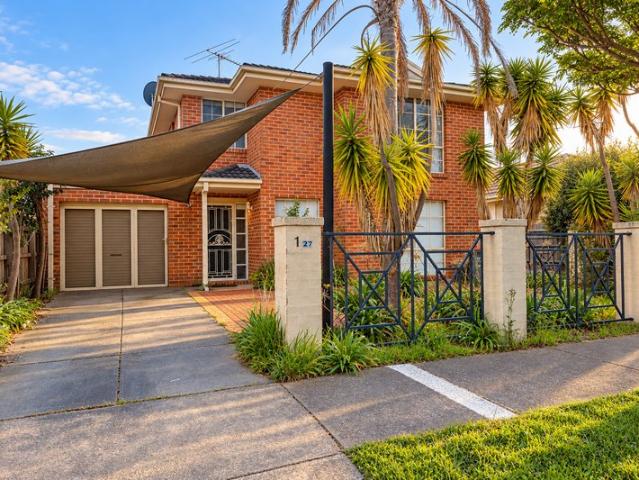 Townhouse for rent in Clayton, Melbourne