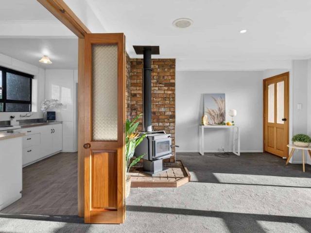 House for rent in Chaslands, Canterbury