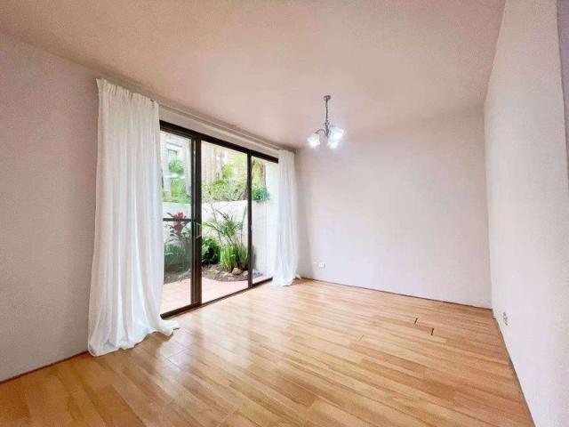 Townhouse for rent in Lower North Shore, Sydney