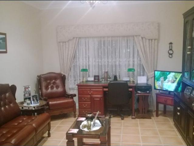 Granny Flat for rent in Gisborne, Victoria