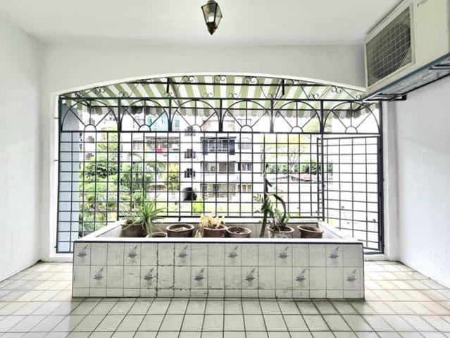 Apartment for sale in Desa Pandan