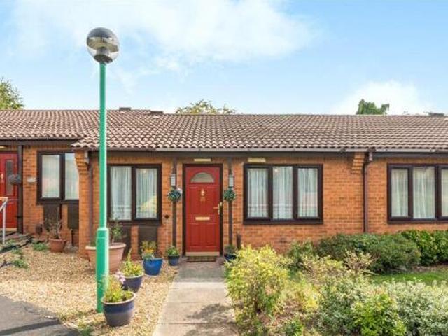 House for sale in Elmfield, Leicestershire