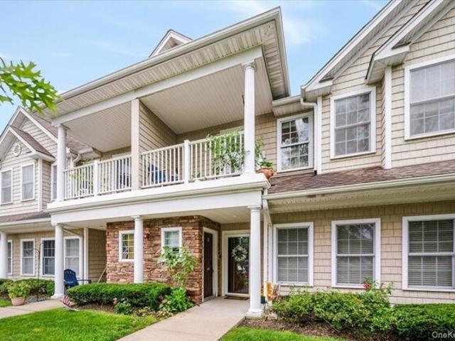 Condo for sale in West Babylon