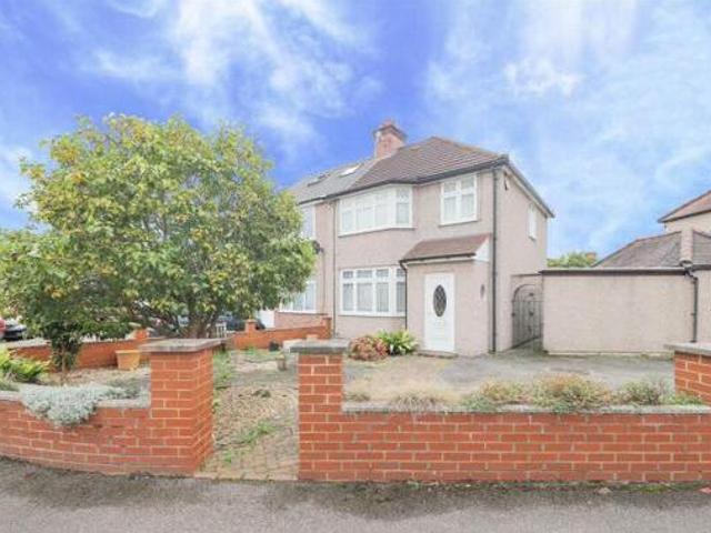 House for sale in Uxbridge, Greater London