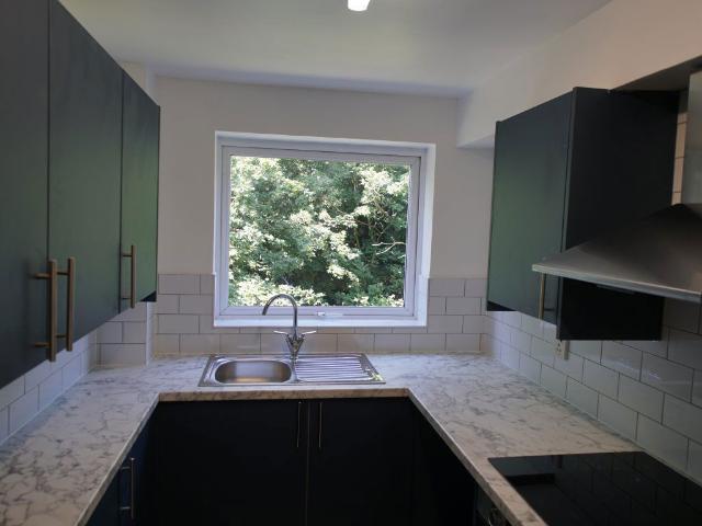 Apartment for rent in Newbury Park, Greater London